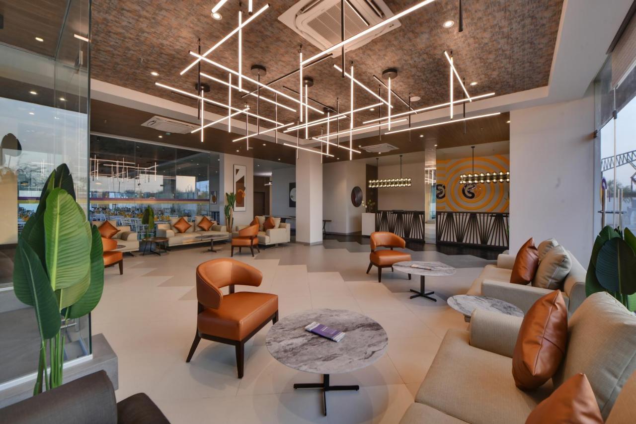 Click Hotel Pithampur Mhow 외부 사진