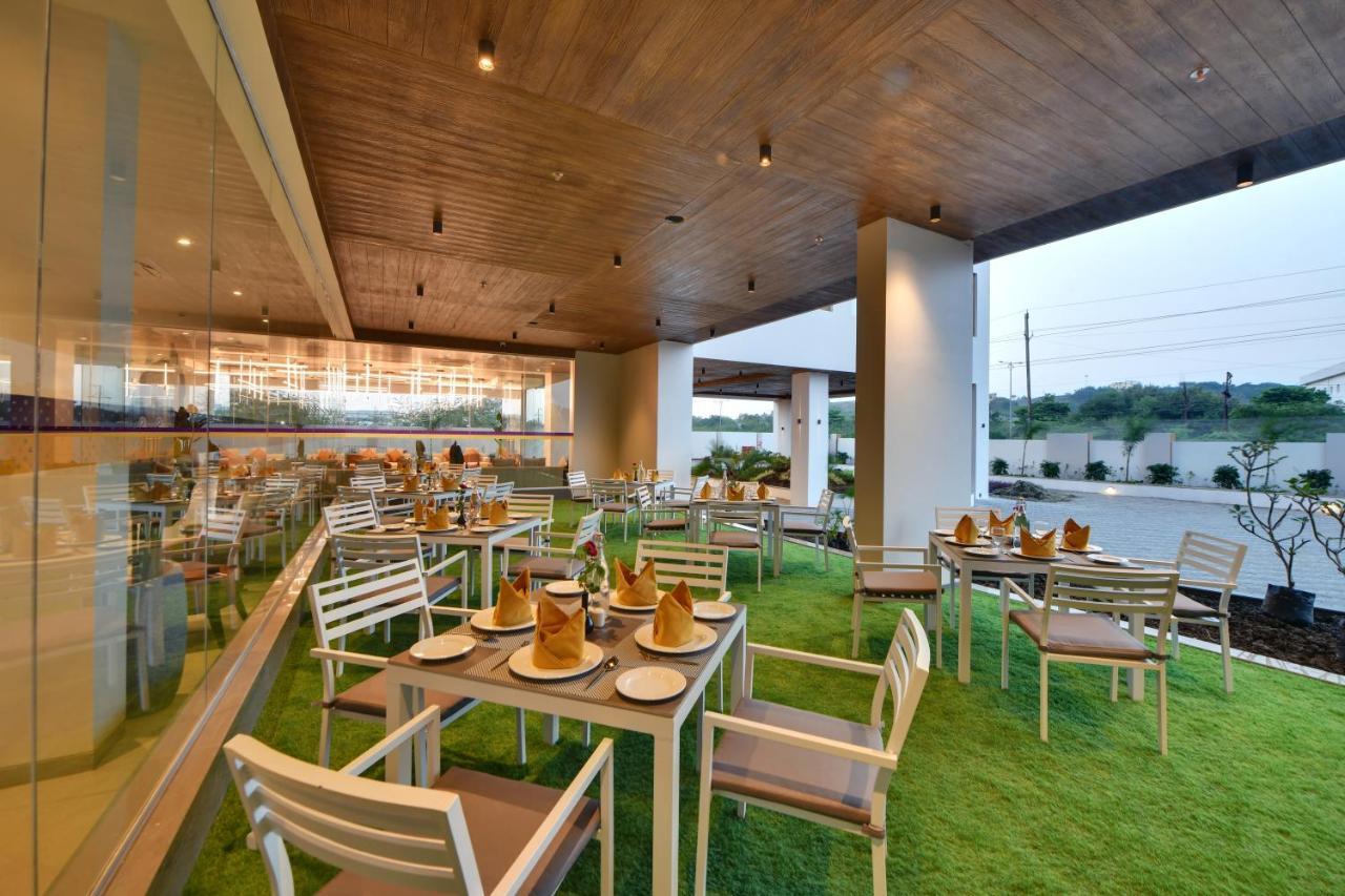 Click Hotel Pithampur Mhow 외부 사진
